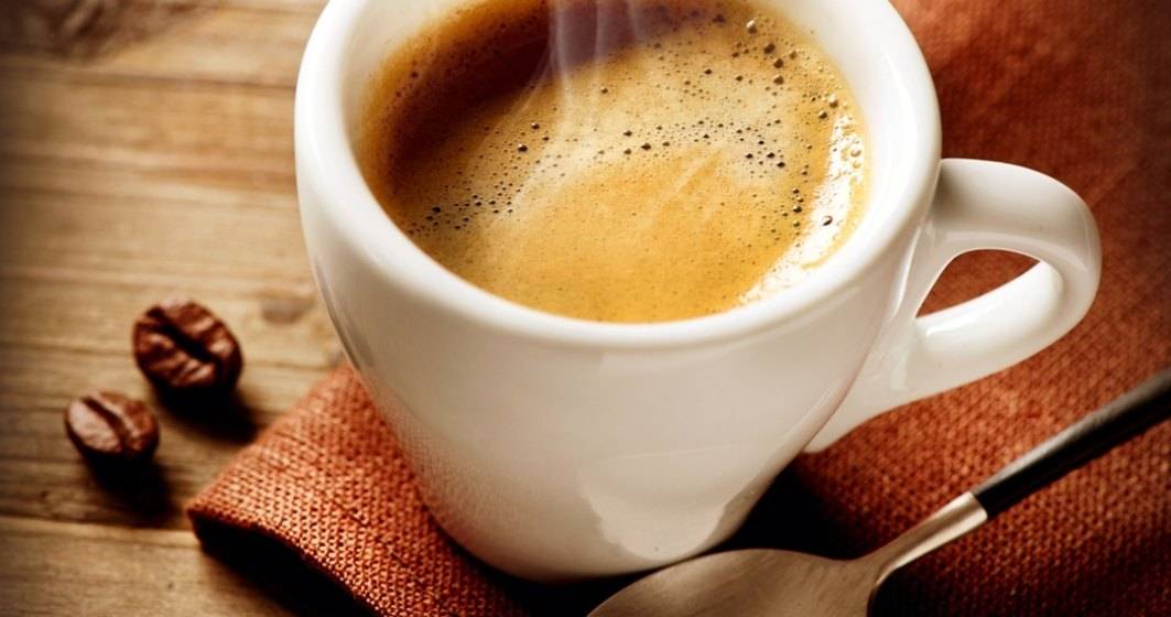 Imagine pentru articolul: Ne "hrănim" cu cafea: un studiu de specialitate arată că unul din doi români bea aproape trei cafele pe zi