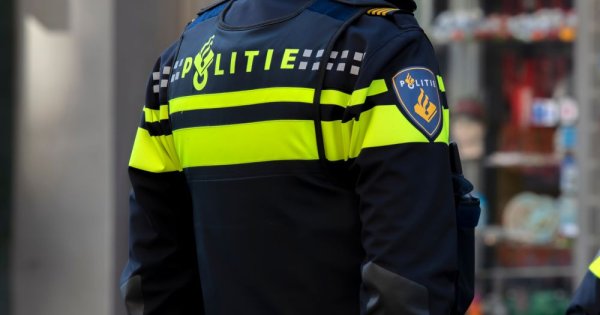Imagine pentru articolul: VIDEO | Mai multe persoane au fost luate ostatice într-o cafenea din Olanda