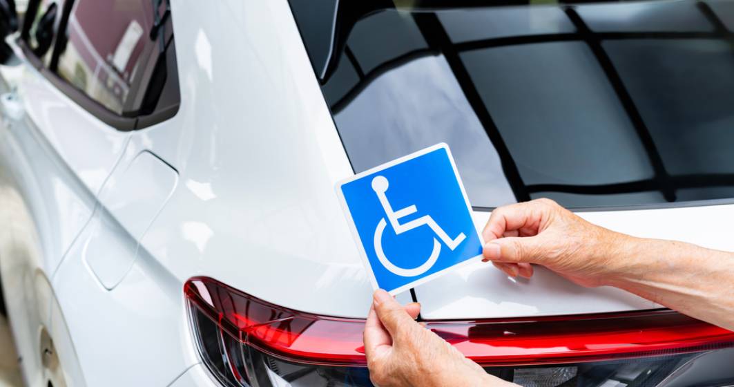 Imagine pentru articolul: Persoanele cu dizabilități, obligate să folosască vehicule cu motoare de maximum 2.000 cmc dacă nu vor să plătească impozit