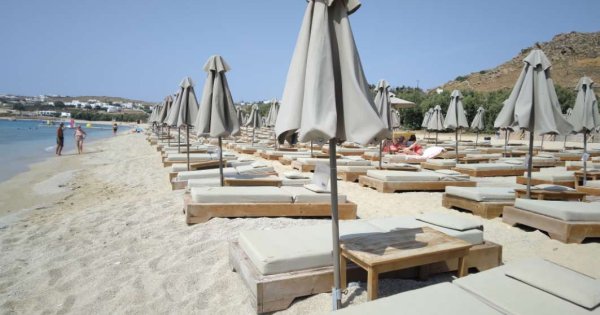 Imagine pentru articolul: La plajă în Grecia: Schimbările care au venit cu amenzi de 350.000 de euro în...