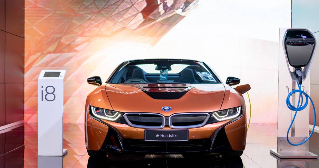 Imagine pentru articolul: BMW mărește producția mașinilor electrice: comandă de baterii de 20 de miliarde de euro, aproape dublă față de anul trecut