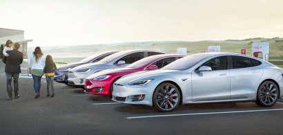 Probleme în paradisul lui Musk: Sunt atât de multe Tesla nevândute încât se...