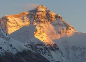 Imagine: E atât de cald că până și în Himalaya e mai puțină zăpadă. Ce riscuri există...