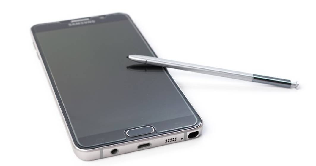 Imagine pentru articolul: Autoritatile din SUA le-au cerut posesorilor de telefoane Samsung Galaxy Note 7 sa le stinga si sa nu le mai foloseasca