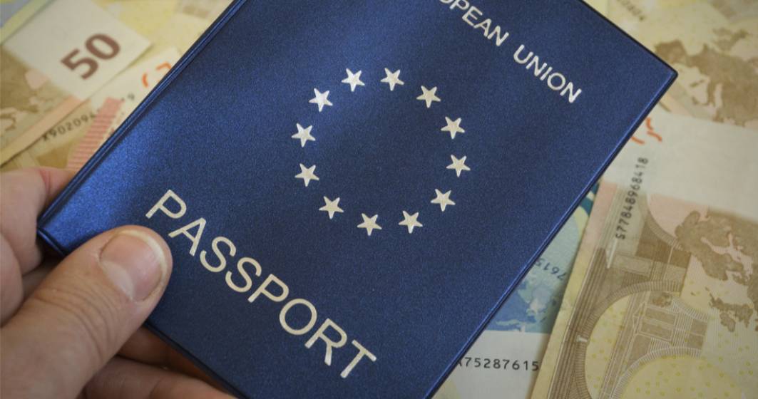 Imagine pentru articolul: Românii vor putea descărca începând cu 1 iulie ”Pașaportul” COVID-19