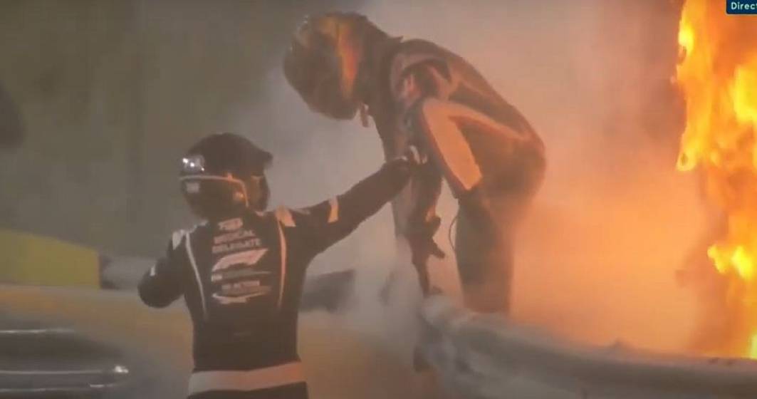 Imagine pentru articolul: VIDEO Incident teribil în Formula 1: o mașină a luat foc chiar în startul cursei