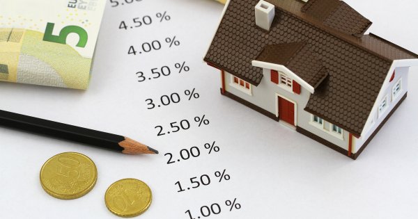 Imagine pentru articolul: Revine creditarea ipotecară: Românii au luat 1,1 mld. euro prin credite noi...
