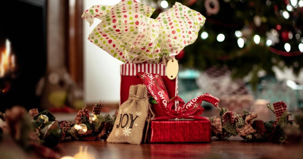 Imagine pentru articolul: Românii au mai puțini bani pentru cadourile de Crăciun. Cum a afectat inflația buzunarul lui Moș Crăciun