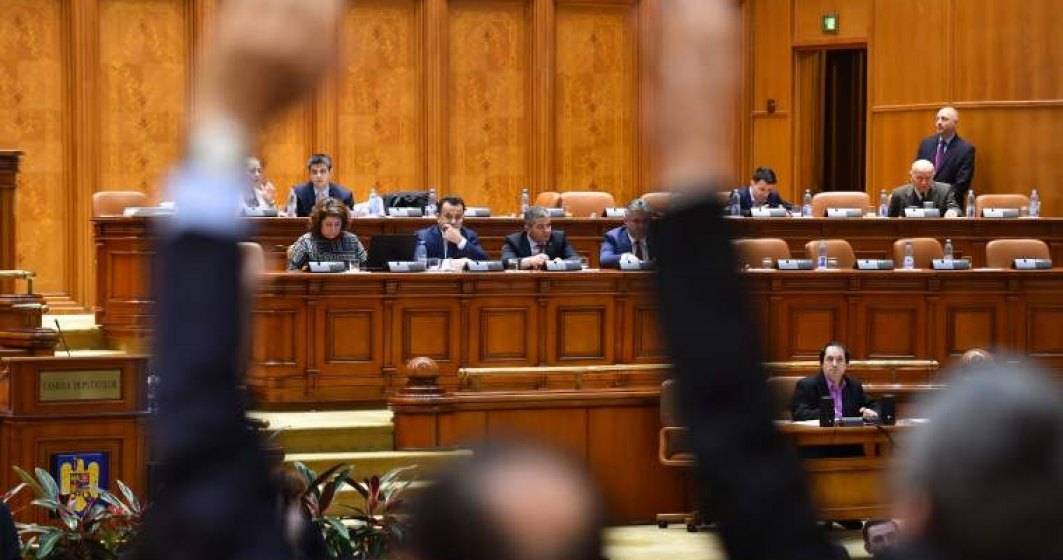 Imagine pentru articolul: Premiera in Romania democrata: PSD a INTERZIS invitatii USR in Parlament
