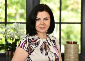 Imagine: CEO Corner cu Mihaela Bîciu, femeia din lumea brokerilor care vrea să...