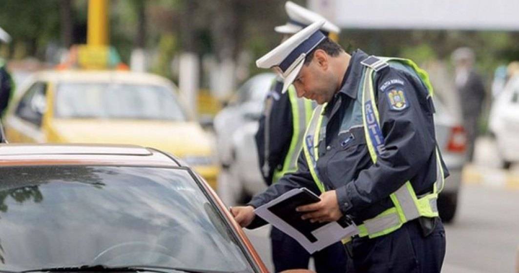 Imagine pentru articolul: Poliţiştii au aplicat amenzi de 2 MIL. euro în ultimele 24 de ore persoanelor care nu au respectat interdicţiile privind circulaţia