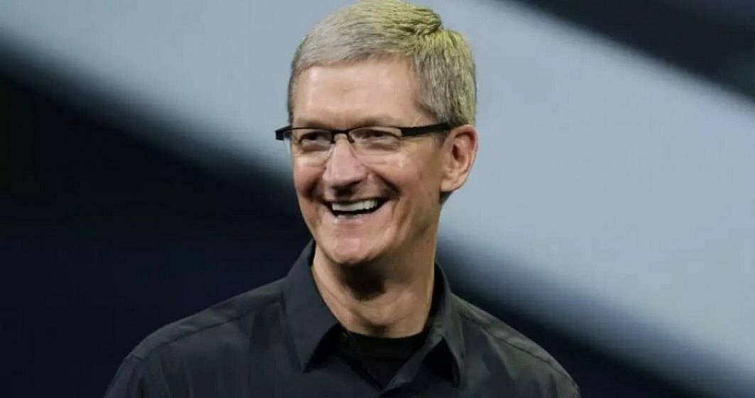 Imagine pentru articolul: Șeful Apple, Tim Cook, a obținut un câștig fabulos din vânzarea de acțiuni ale companiei pe care o conduce
