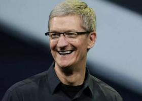 Imagine: Șeful Apple, Tim Cook, a obținut un câștig fabulos din vânzarea de acțiuni...