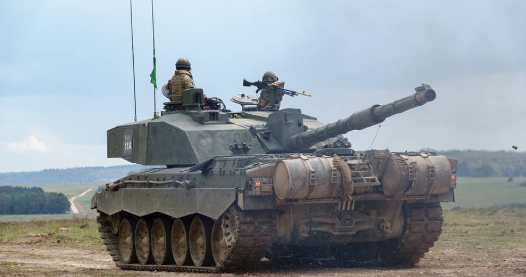 Imagine pentru articolul: Marea Britanie va trimite o escadrilă de tancuri Challenger 2 Ucrainei