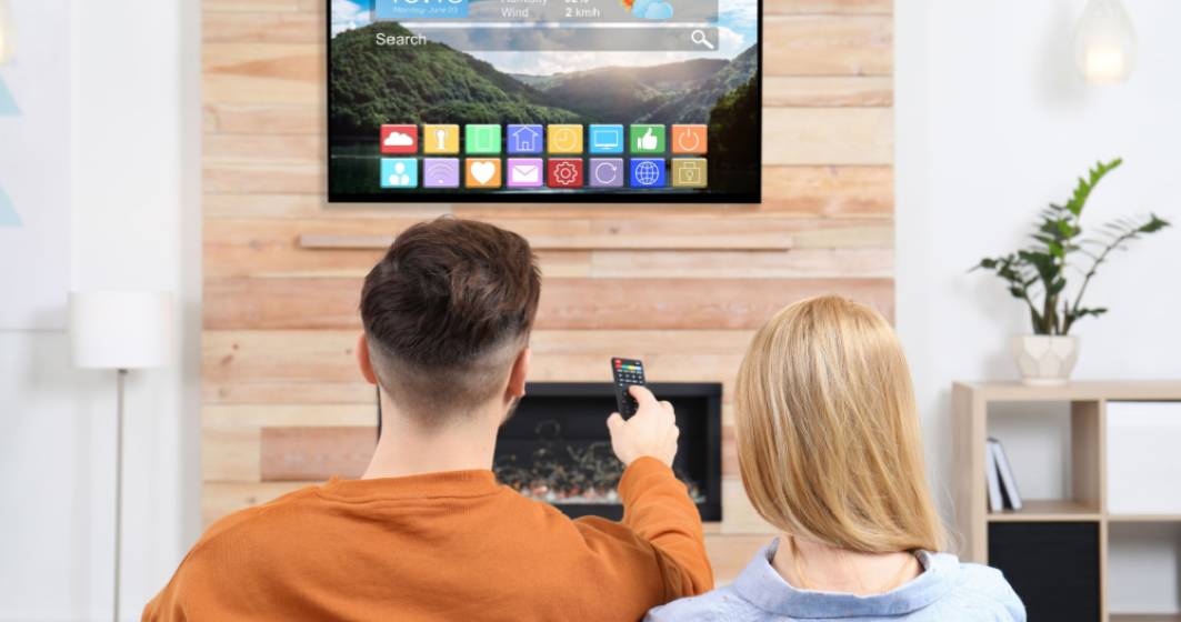 Imagine pentru articolul: Peste jumătate dintre europeni au un televizor conectat la internet. Riscurile pe care le aduce conectivitatea acestor aparate