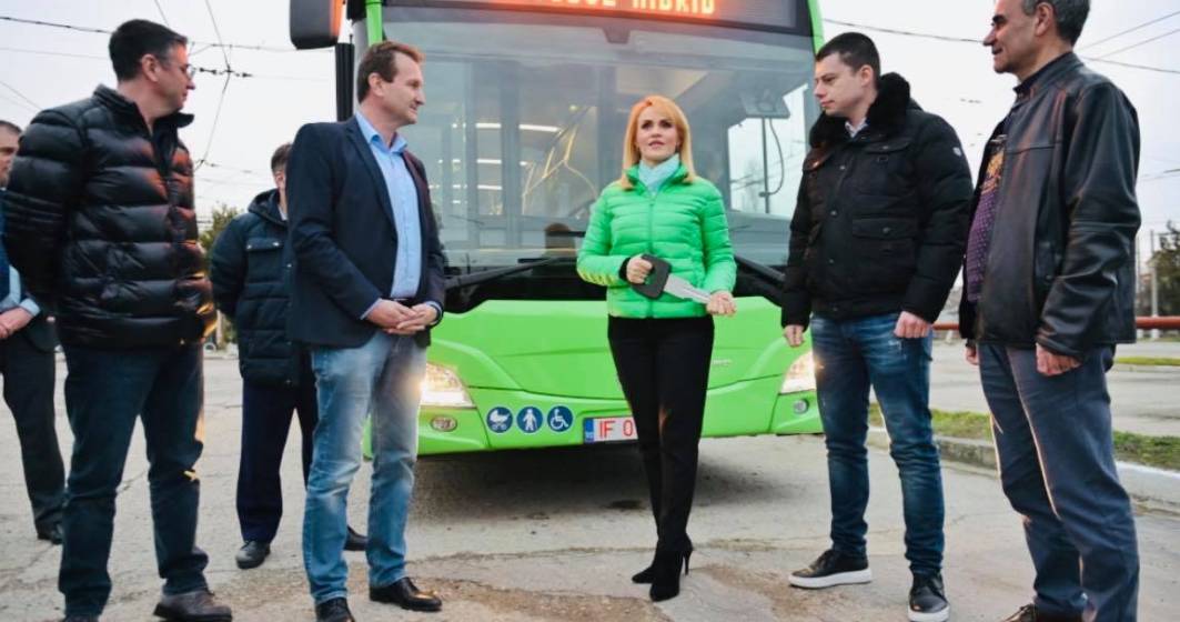 Imagine pentru articolul: Firea anunță că alte 23 de autobuz hibrid circulă în București