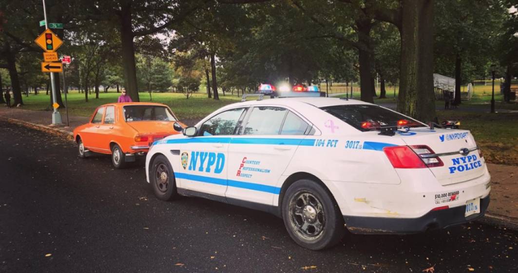 Imagine pentru articolul: O Dacie 1300 a fost trasa pe dreapta in New York. Ce au constat politistii!