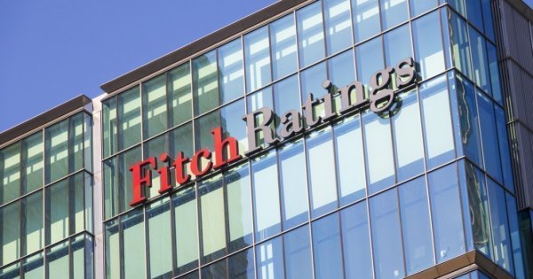 Imagine pentru articolul: Agenția Fitch reconfirmă ratingul suveran al României și perspectiva stabilă