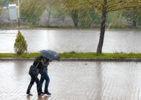 Imagine: Vremea se strică în aproape toată țara. Care vor fi regiunile afectate de...