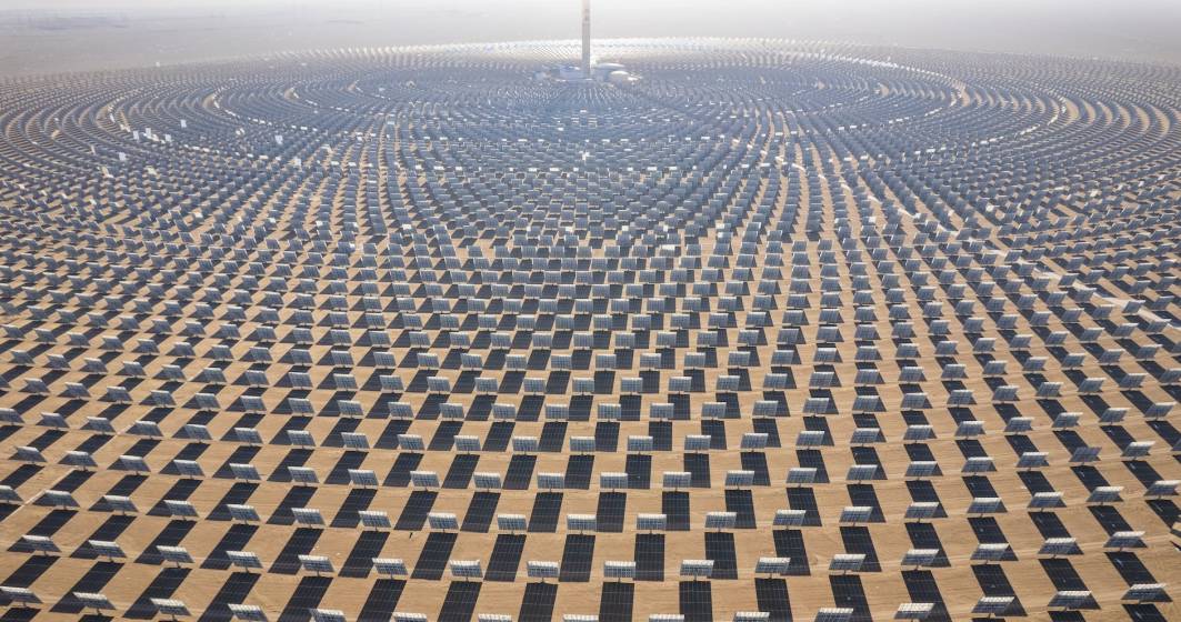 Imagine pentru articolul: China poate ajunge la 1 TW capacitate solară în 2026. România abia a trecut de 1,5 GW
