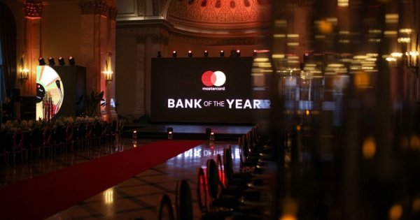 Imagine pentru articolul: Mastercard - Bank of the Year: cine sunt jurații care vor stabili la cine...