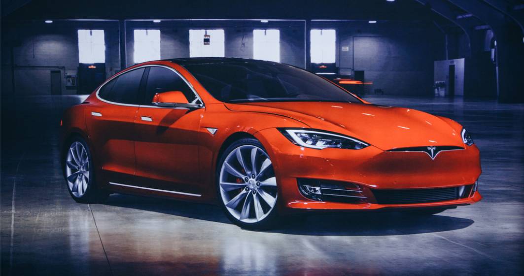 Imagine pentru articolul: Tesla reia producţia în Germania, după ce a fost oprită de atacurile din Marea Roşie