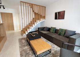 Imagine: GALERIE FOTO | Ce primești într-un apartament duplex de 238.000 de euro din...