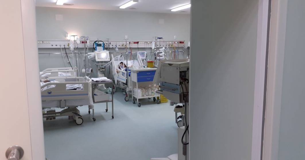 Imagine pentru articolul: FOTO REPORTAJ într-un spital suport COVID: Cum e o zi în combinezon