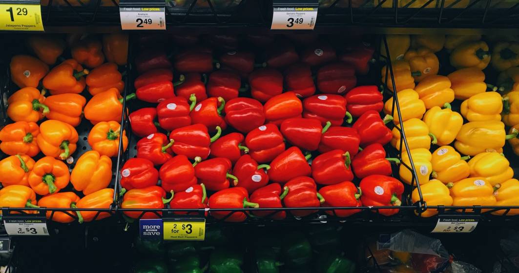Imagine pentru articolul: Rație la fructe și legume, în unele magazine din Marea Britanie. Poți cumpăra doar 3 roșii, castraveți sau ardei
