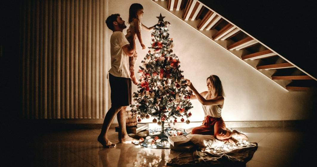 Imagine pentru articolul: Sondaj BestJobs: 80% dintre români petrec Crăciunul în familie anul acesta. Jumătate cheltuie cel mult 500 lei pentru cadouri și tot atât pentru petrecerea de Revelion