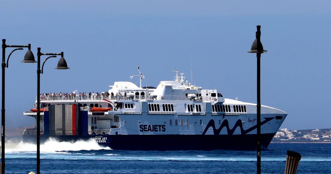 Imagine pentru articolul: Grecia a scumpit pentru a treia oară biletele la anumite curse cu feribotul. Cât costă acum un astfel de transport