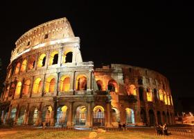 Imagine: Tururile de noapte în Colosseum s-au întors. Cum rezervați biletul și cât...
