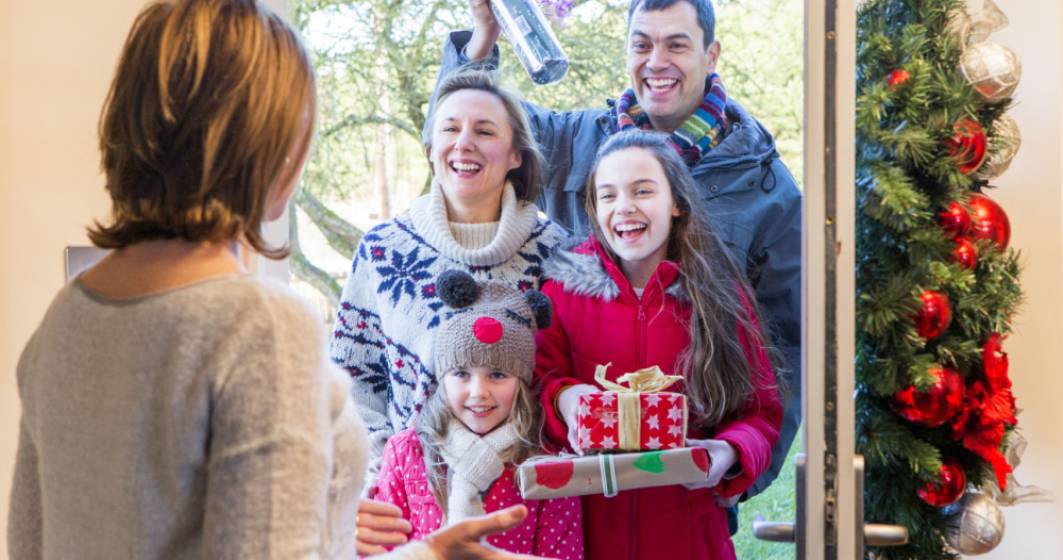 Imagine pentru articolul: Comportamentul românilor de sărbători: cum își petrec Crăciunul, ce buget au anul acesta pentru cadouri și de unde le cumpără
