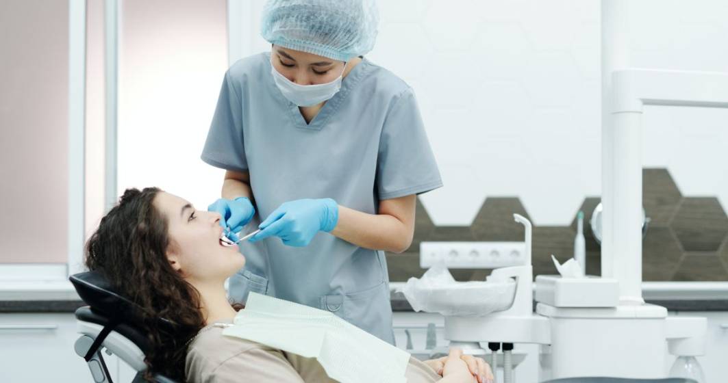 Imagine pentru articolul: Cu sau fără implant dentar? Ce trebuie să știi, înainte de a lua o decizie