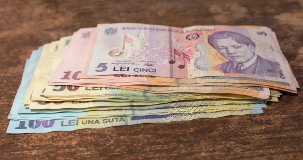 Imagine pentru articolul: Curs valutar BNR astazi, 12 decembrie: leul se depreciaza in raport cu euro si dolarul