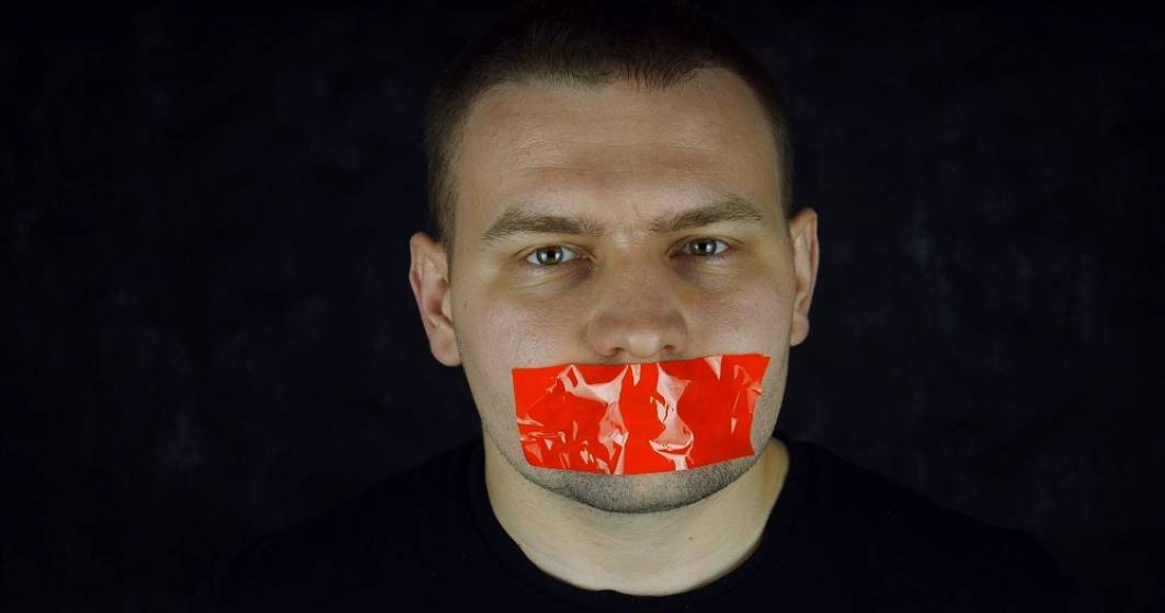 Imagine pentru articolul: Viktor Orban a pus gând rău presei. Ungaria nu mai lasă jurnaliștii să relateze despre campania de vaccinare anti-COVID-19