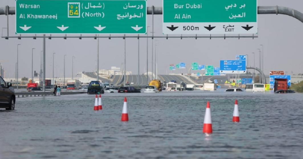 Imagine pentru articolul: Inundații Dubai: MAE anunță că două grupuri de români sunt blocate pe Aeroportul din Dubai