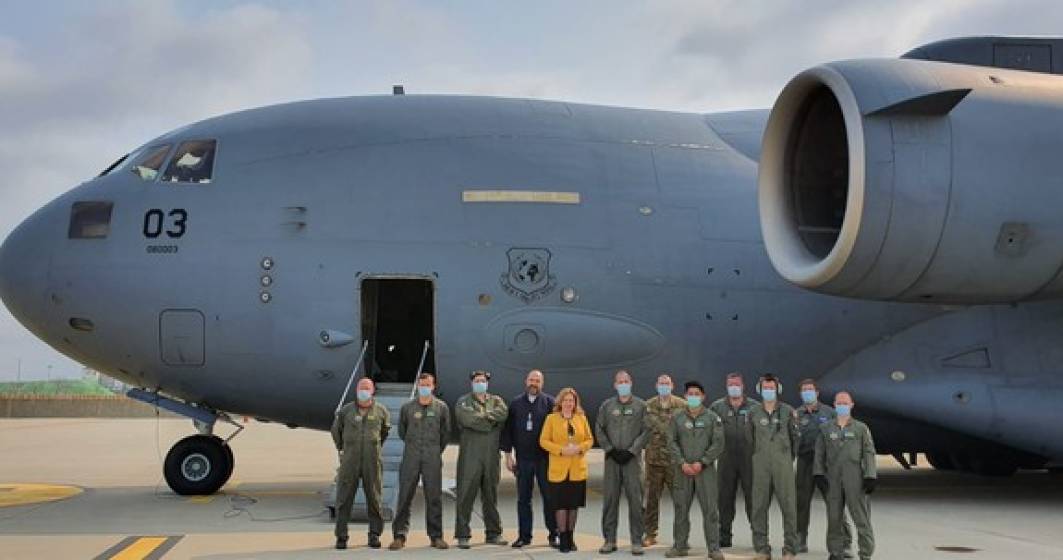 Imagine pentru articolul: Al treilea transport aerian cu echipamente medicale din Coreea de Sud a aterizat pe Aeroportul Otopeni