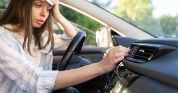 Imagine pentru articolul: Cum scapi de căldura din mașină pe timp de caniculă. Sfaturi pentru o...