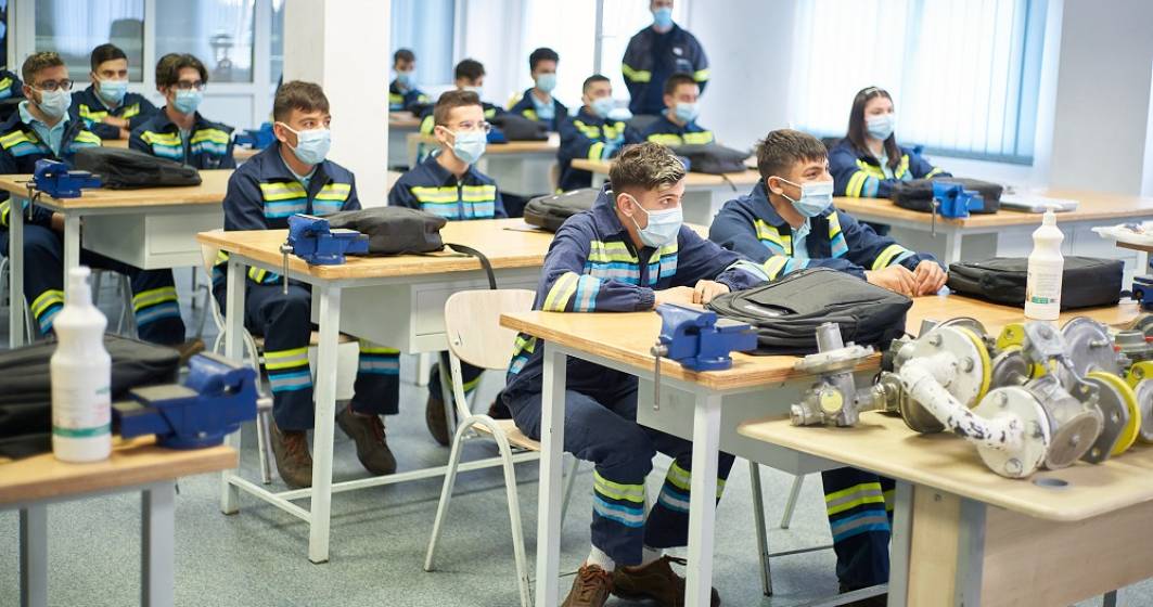 Imagine pentru articolul: 54 de tineri instalatori, angajați de ENGIE România după ce au urmat cursuri în cadrul companiei