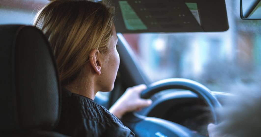 Imagine pentru articolul: Permisele de conducere ar putea ține 15 ani în loc de 10. Scade în schimb perioada de valabilitate pentru șoferii în vârstă