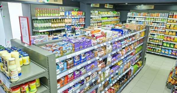 Imagine pentru articolul: Auchan lansează un nou format de magazine de proximitate, în franciză. Cum...