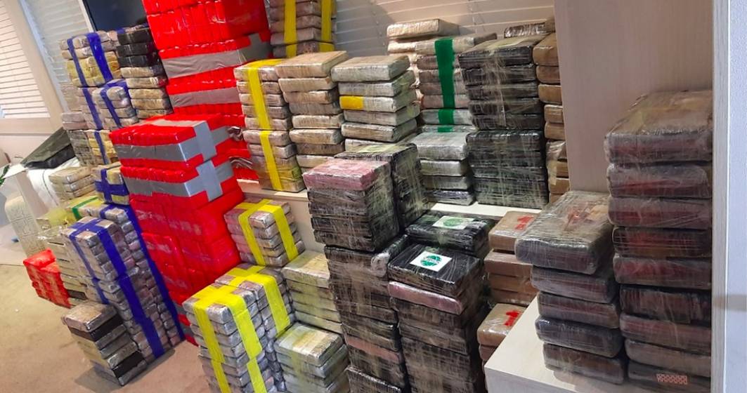 Imagine pentru articolul: Peste două tone de cocaină, confiscate de pe un iaht în largul Angliei