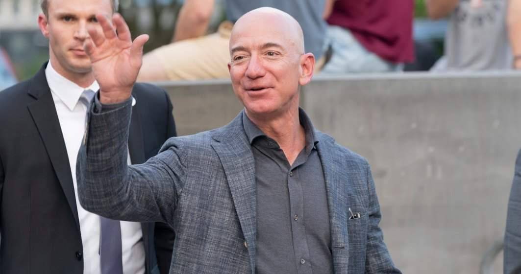 Imagine pentru articolul: Jeff Bezos atinge un record al averii: decizia care i-a adus 8,4 miliarde de dolari în plus la avere