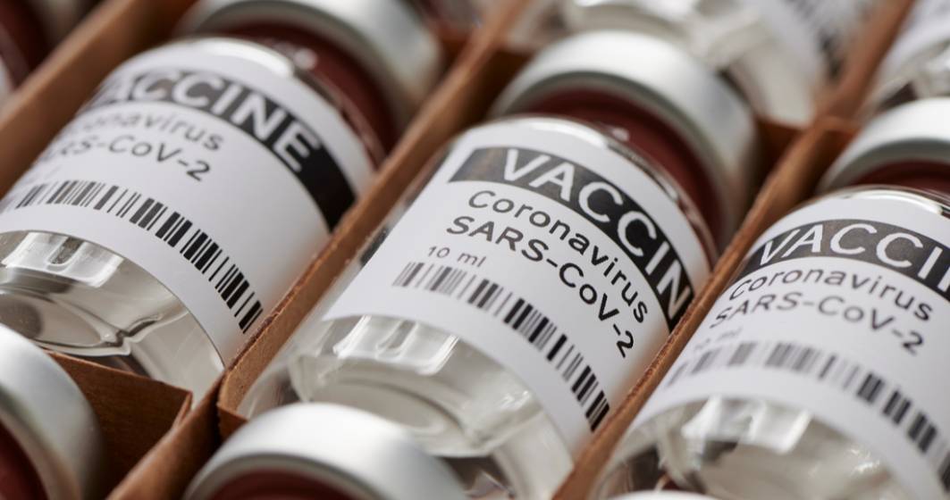 Imagine pentru articolul: Crește cererea, cresc și prețurile: Pfizer și Moderna scumpesc dozele de vaccin