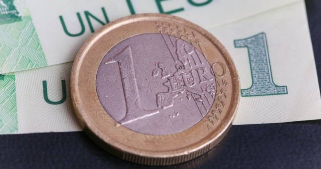 Imagine pentru articolul: Curs valutar BNR astazi, 25 septembrie: euro se apreciaza si depaseste pragul de 4,66 lei/euro