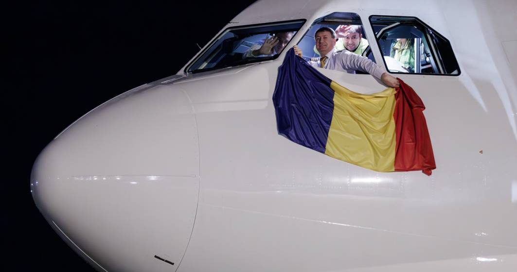 Imagine pentru articolul: Galerie Foto: Avionul cu care românii vor putea zbura direct în SUA a ajuns la București
