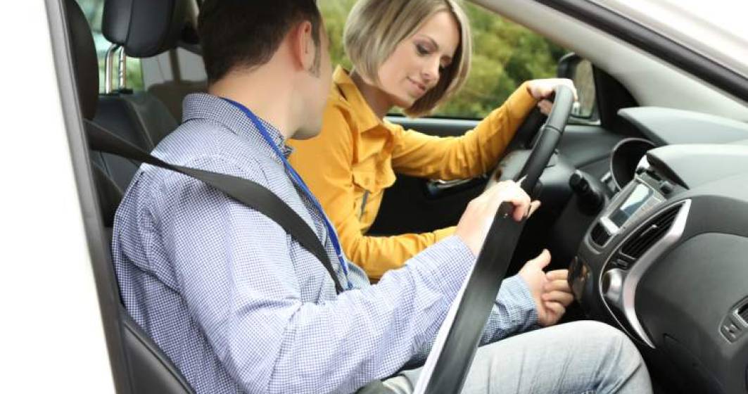 Imagine pentru articolul: Proba practica a examenului de obtinere a permisului auto, inregistrata video si audio