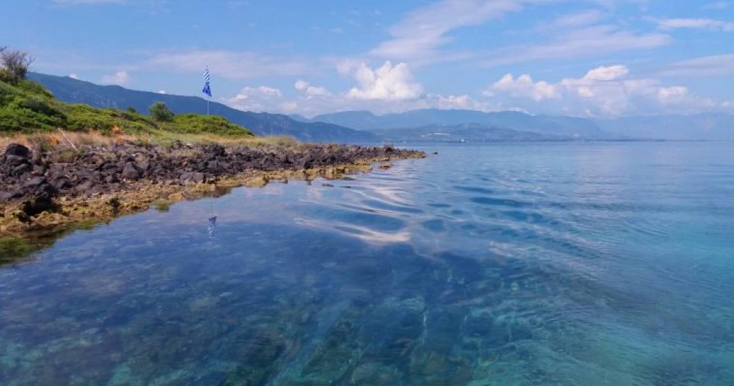 Imagine pentru articolul: Vizita in "Seychelles"-ul Greciei: cum arata Kamena Vourla si Lichadonisia, doua paradisuri inca ascunse in care te predai naturii