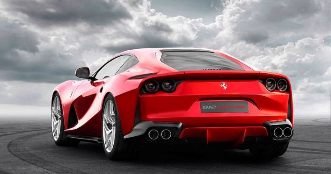 Imagine pentru articolul: 7 curiozitati despre Ferrari: stiai ca Vaticanul are o masina cu 651 cai putere?